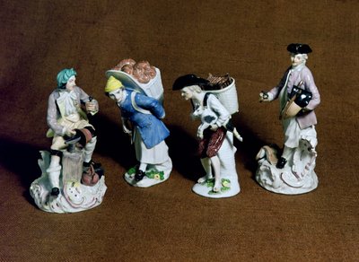 Meissen figuren: zadelmaker, geitenverkoper en koperslager, gemodelleerd door Johann Joachim Kandler en een bakkersjongen door Peter Reinicke, ca. 1750 door German School